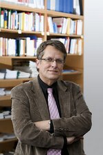 Dekan Prof. Dr. Gerhard Bäcker